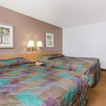 Super 8 By Wyndham Lacey Olympia Area Ngoại thất bức ảnh