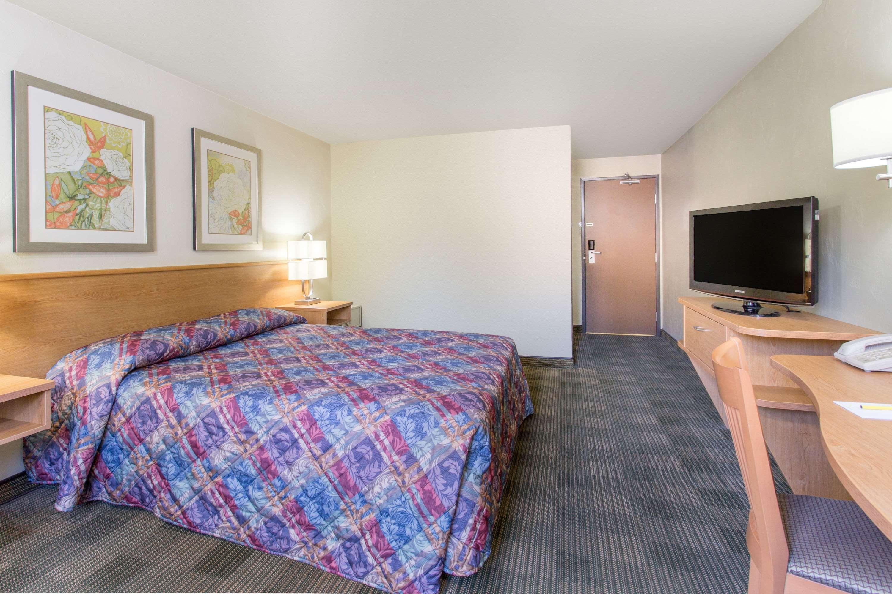 Super 8 By Wyndham Lacey Olympia Area Ngoại thất bức ảnh