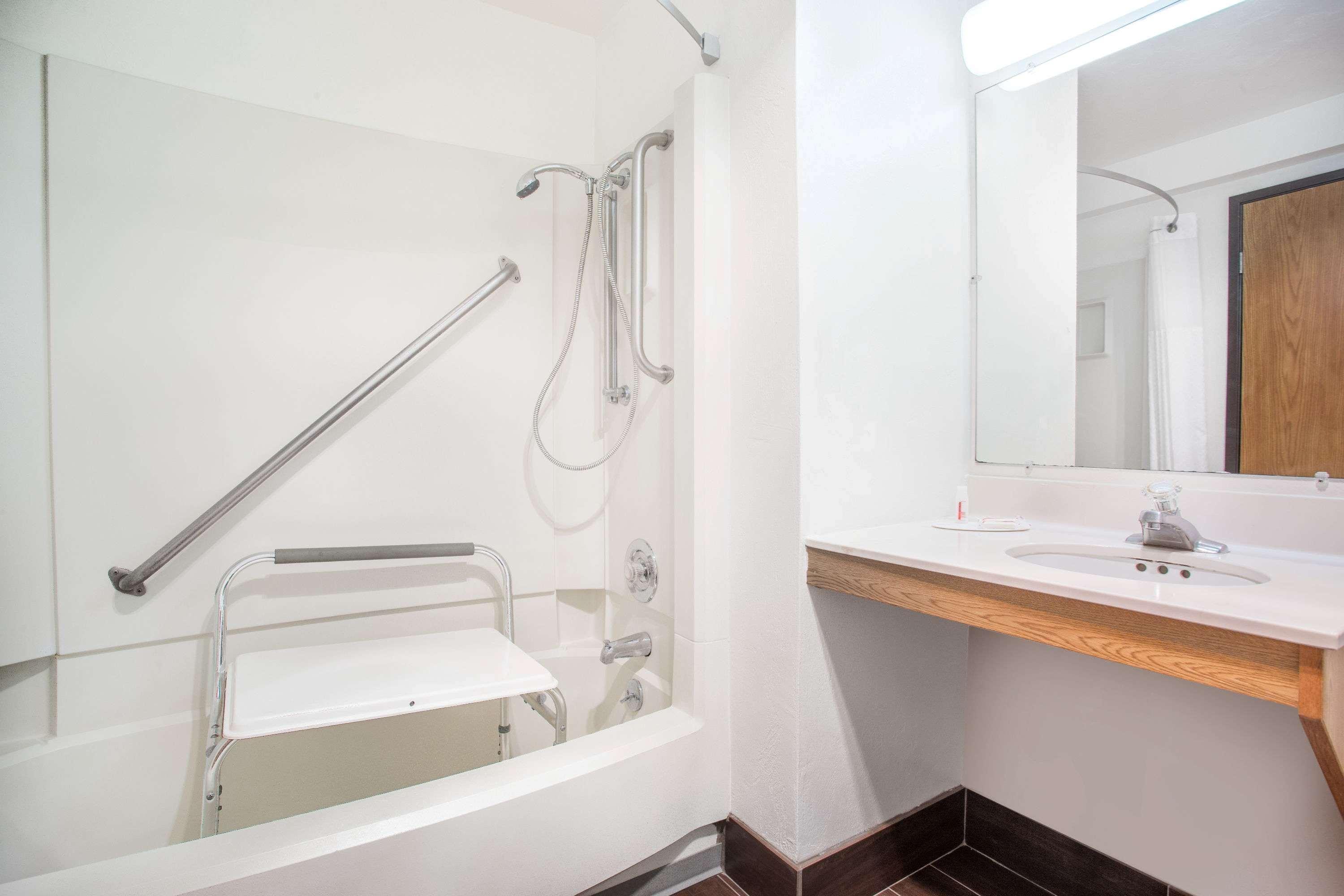 Super 8 By Wyndham Lacey Olympia Area Ngoại thất bức ảnh