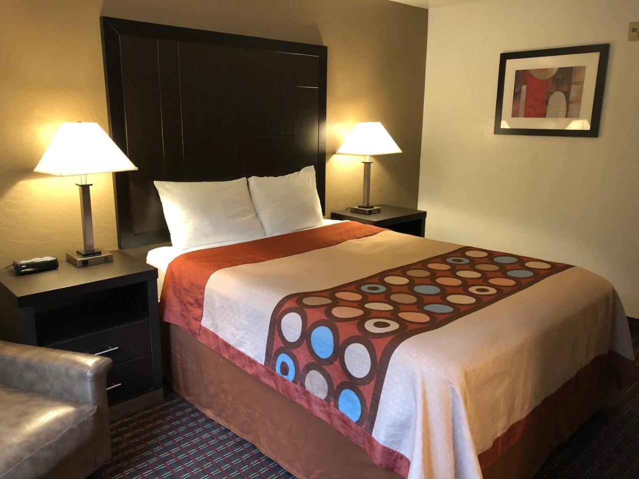 Super 8 By Wyndham Lacey Olympia Area Ngoại thất bức ảnh