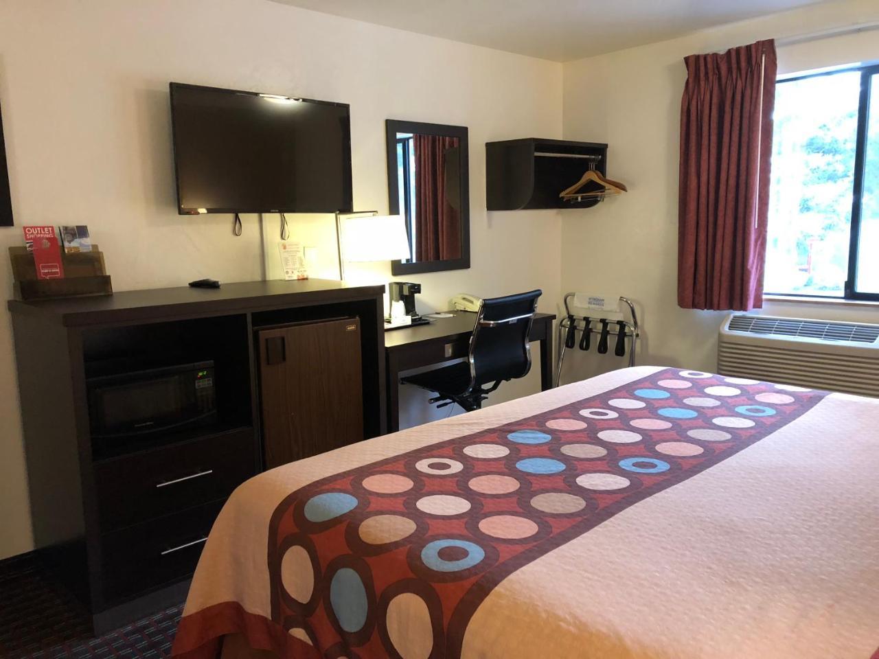 Super 8 By Wyndham Lacey Olympia Area Ngoại thất bức ảnh
