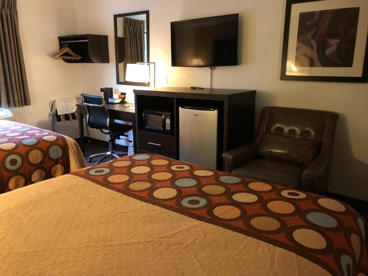 Super 8 By Wyndham Lacey Olympia Area Ngoại thất bức ảnh