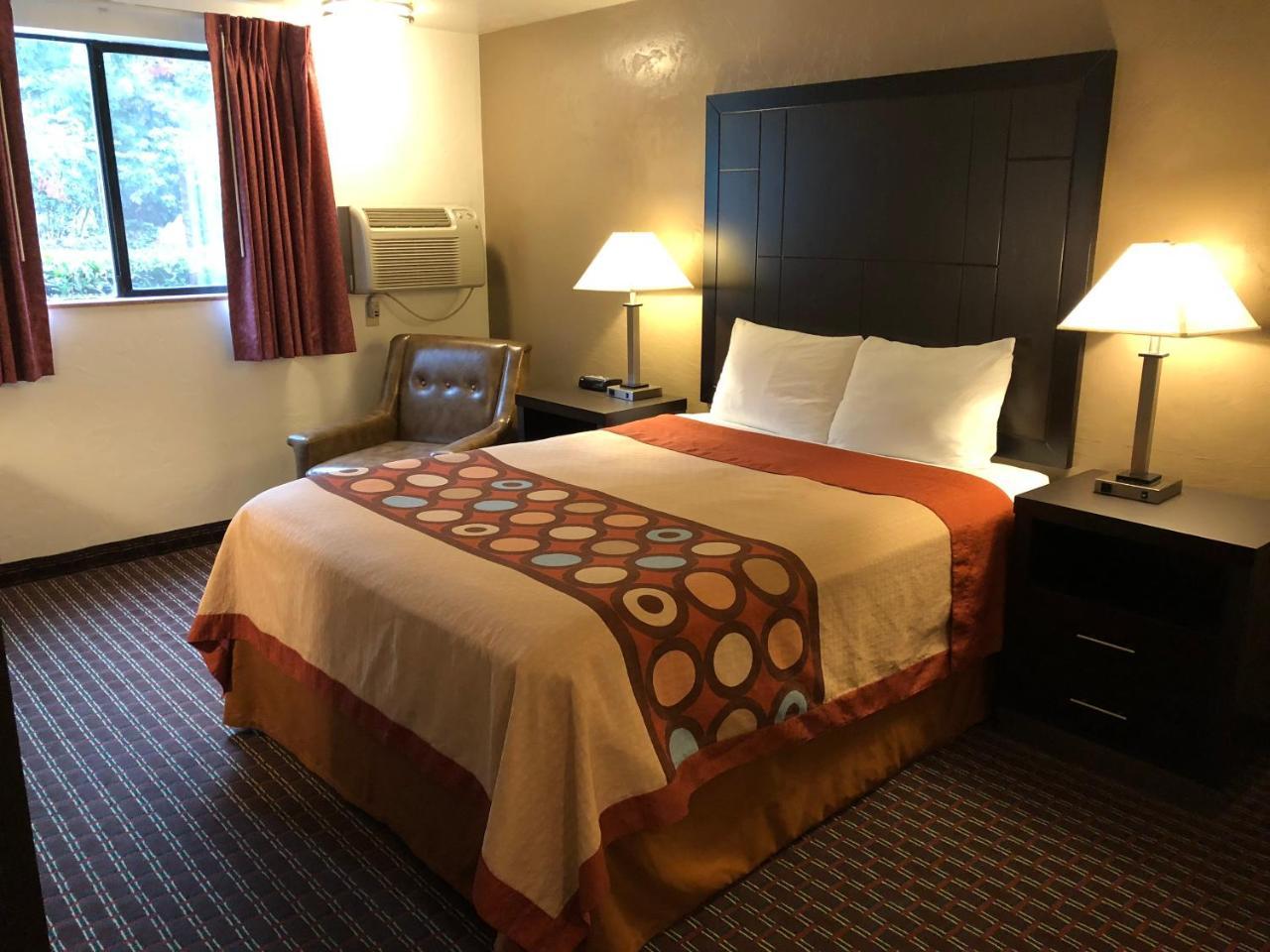 Super 8 By Wyndham Lacey Olympia Area Ngoại thất bức ảnh