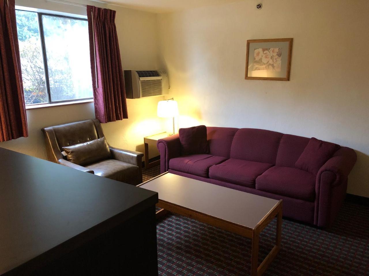 Super 8 By Wyndham Lacey Olympia Area Ngoại thất bức ảnh