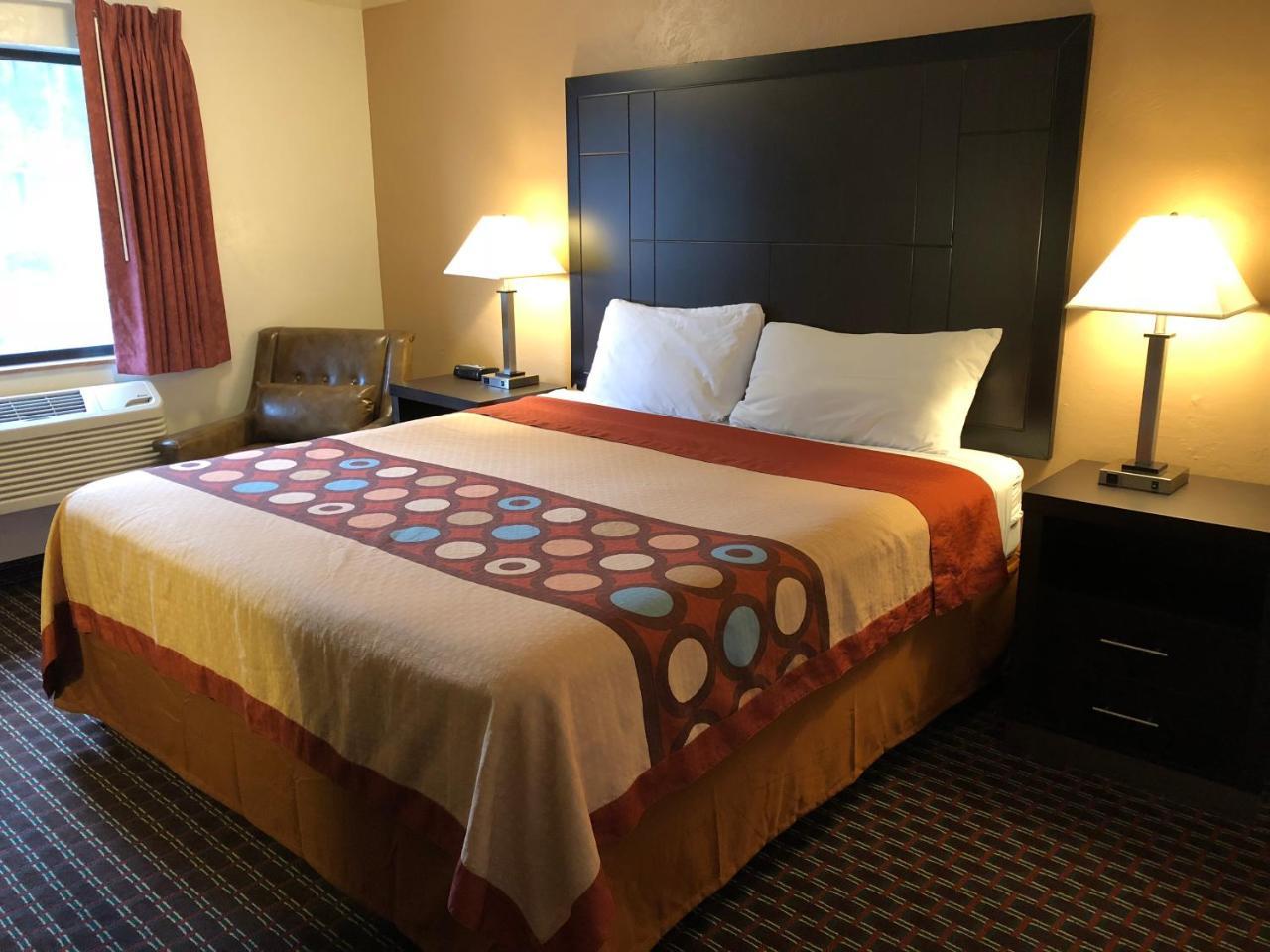 Super 8 By Wyndham Lacey Olympia Area Ngoại thất bức ảnh
