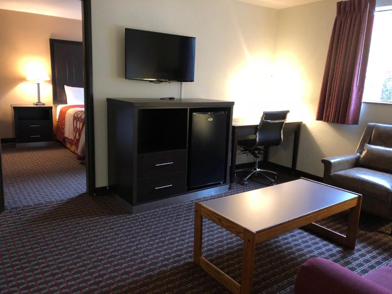 Super 8 By Wyndham Lacey Olympia Area Ngoại thất bức ảnh