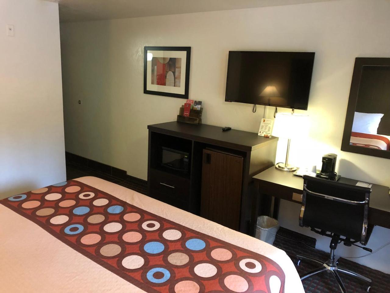 Super 8 By Wyndham Lacey Olympia Area Ngoại thất bức ảnh